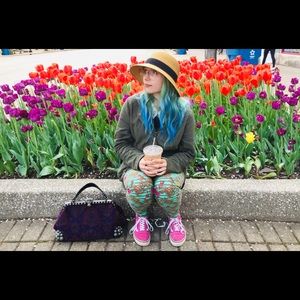 Meet your Posher, Saydie